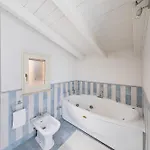 Bellavista By Whale Homes Apartmán *