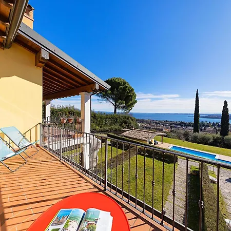 Bellavista By Whale Homes Padenghe sul Garda